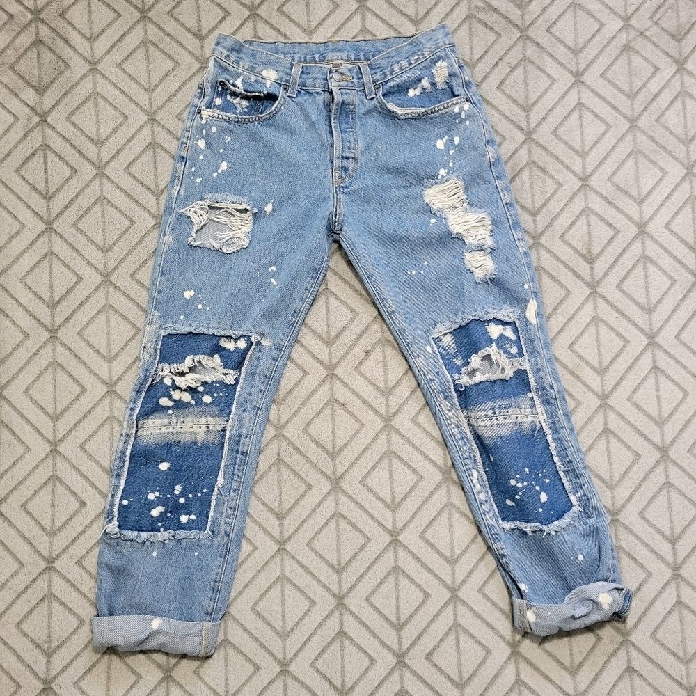 Carmar High Rise destroyed Bleached Jeans